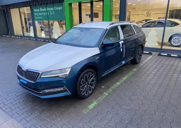 skoda Skoda Superb cena 212300 przebieg: 6, rok produkcji 2023 z Piła